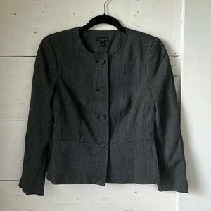 Ann Taylor Factory Black blazer jacket size 2 like new peplum lined button